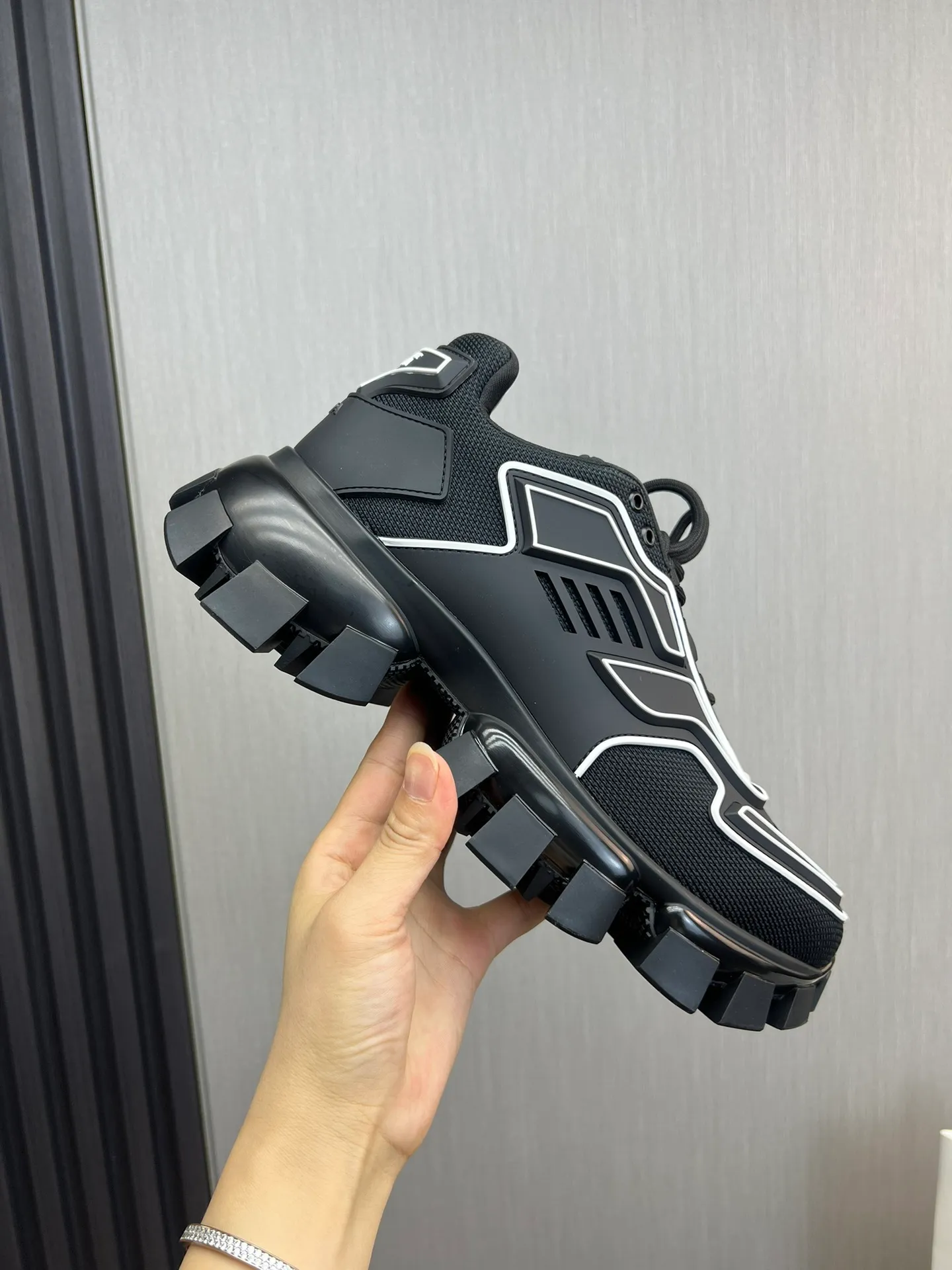 Men's shoes 💰620💰 [PRADA] Popular thick-soled shoes for couples 👩‍❤️‍👨 Available all year round ✔️Official website synchronization Original fly-knit film fabric + cowhide lining, 1⃣️ to 1⃣️ replica, original sole, 36-45 (45 made to order, non-refundable)